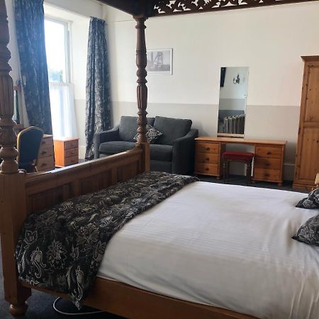 Lowenac Hotel Camborne Buitenkant foto