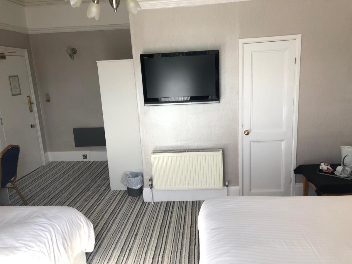 Lowenac Hotel Camborne Buitenkant foto