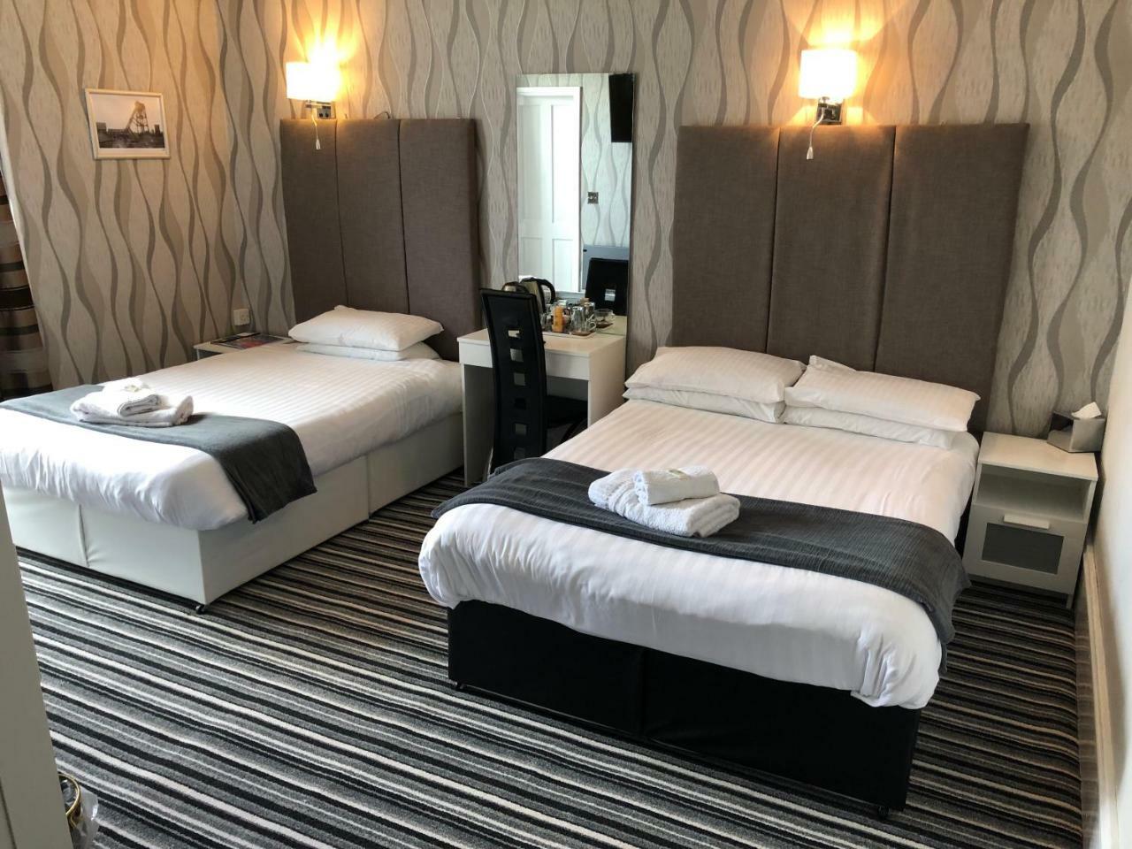 Lowenac Hotel Camborne Buitenkant foto