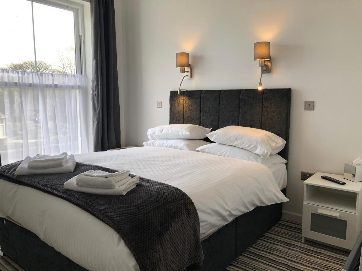 Lowenac Hotel Camborne Buitenkant foto